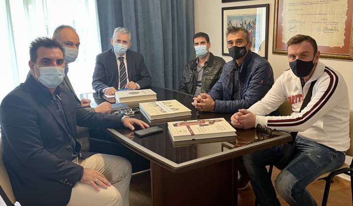 ΑΝΑΚΟΙΝΩΣΗ ΤΥΠΟΥ ΕΣΠΕΛ ΓΙΑ ΤΗΝ ΣΥΝΑΝΤΗΣΗ ΑΝΤΙΠΡΟΣΩΠΕΙΑΣ ΤΟΥ Δ.Σ ΜΕ ΤΟΝ ΒΟΥΛΕΥΤΗ ΛΑΡΙΣΑΣ κ. ΜΑΞΙΜΟ ΧΑΡΑΚΟΠΟΥΛΟ