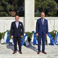 Κατάθεση στεφάνου από την Ένωση Στρατιωτικών Περιφερειακής Ενότητας Λάρισας, για την Εθνική επέτειο της 28 Οκτωβρίου 1940